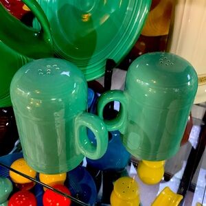 Fiesta Sea Mist P86 Range top S & P Shaker Set!!!!